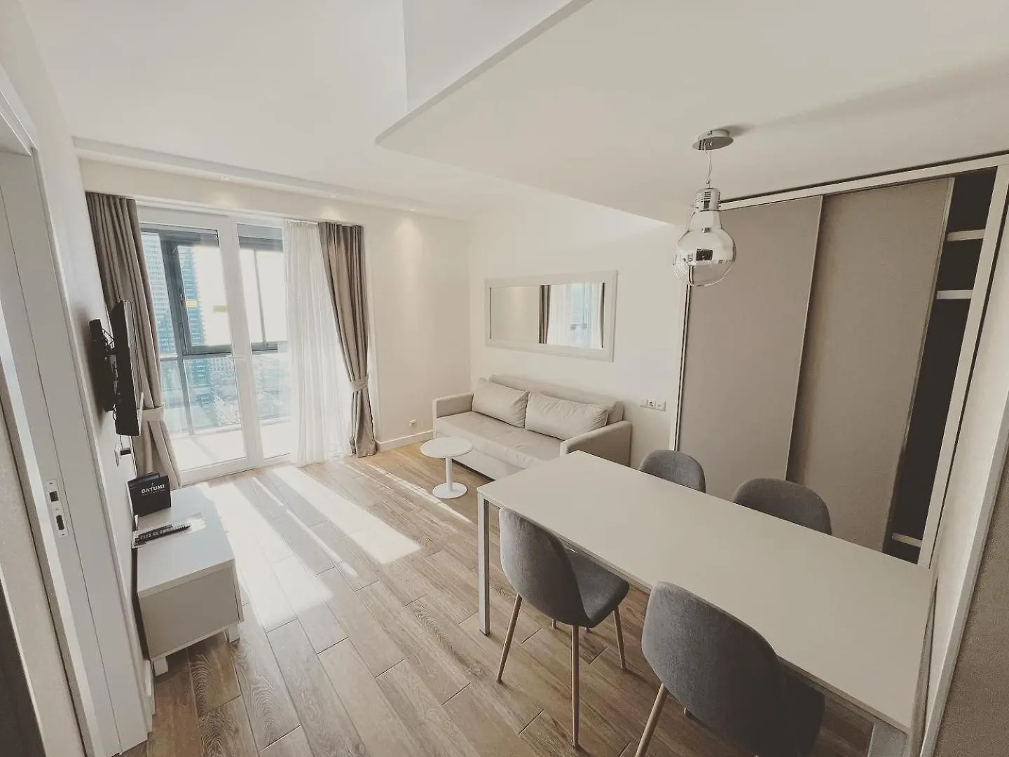 Gq Premium Apartments In Alliance Palace Batumi 0*,  Georgia
