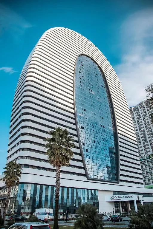 Gq Premium Apartments In Alliance Palace Batumi