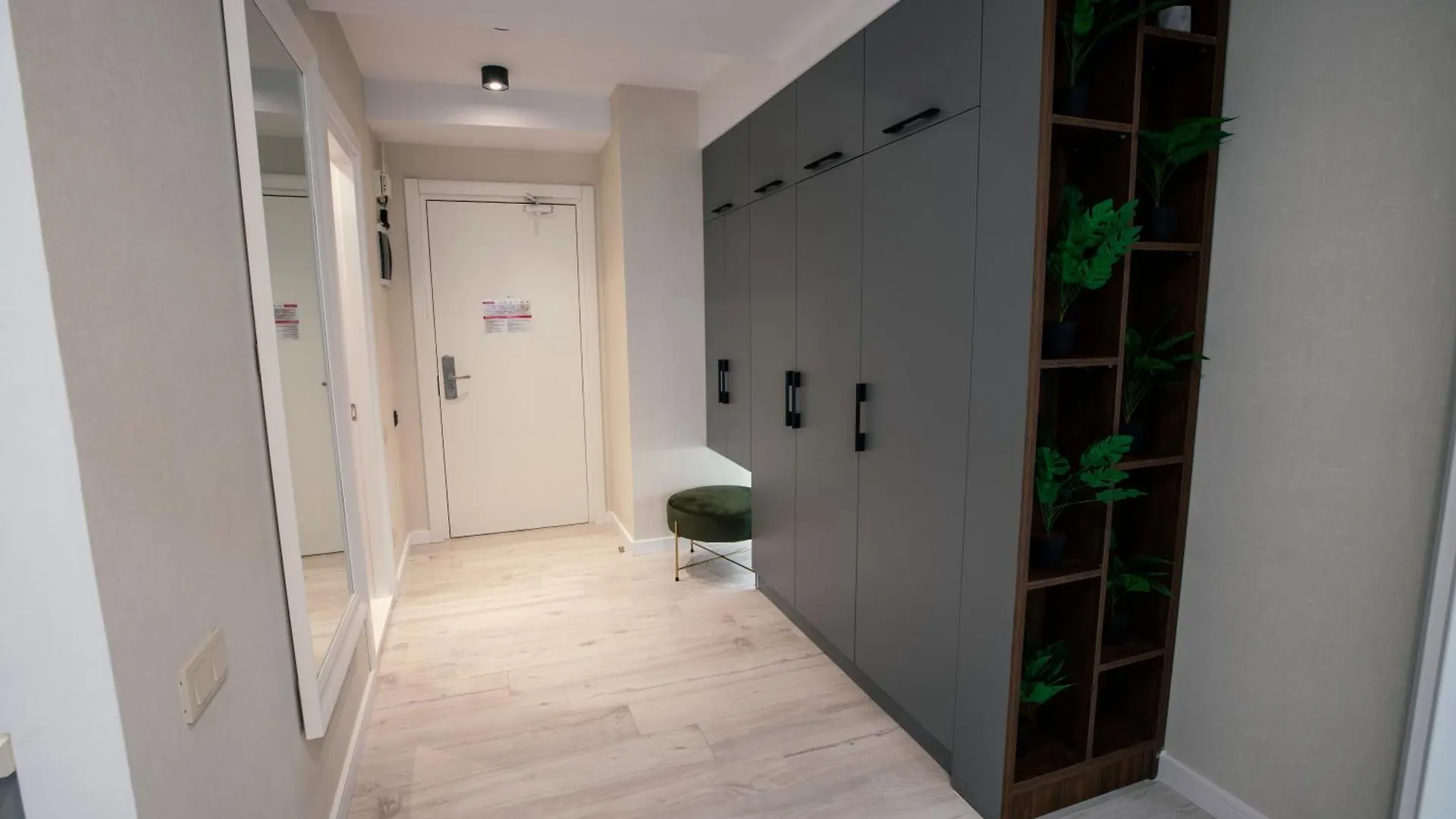 Gq Premium Apartments In Alliance Palace Batumi