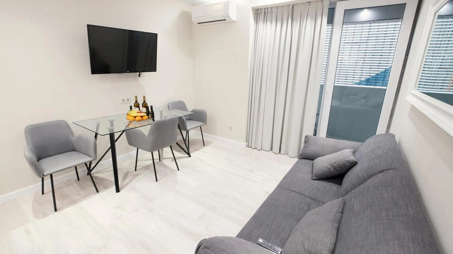 Gq Premium Apartments In Alliance Palace Batumi